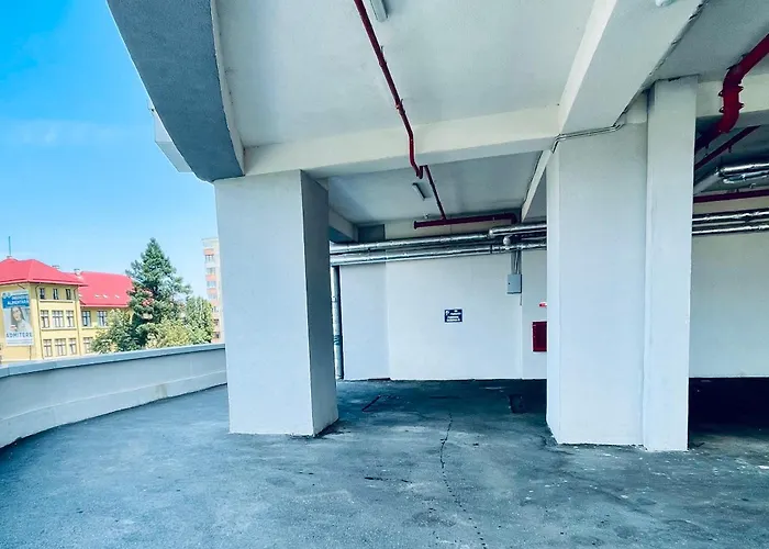 Cremene Tower Daire 3*